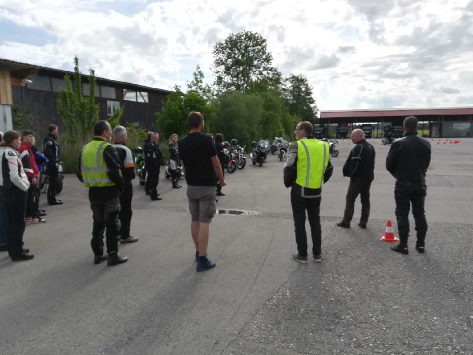 Motorrad-Sicherheitstraining 2023 | Verkehrswacht Rosenheim